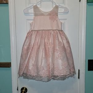 Formal girls size 6 pink dress